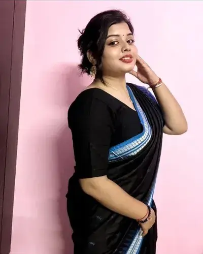Call Girl in Bhamragad
